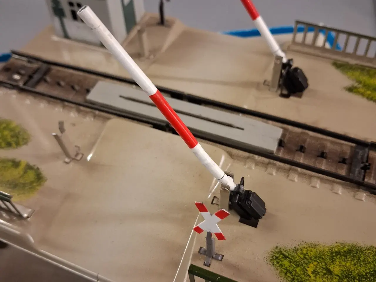 Billede 1 - Märklin #7390 Mekanisk baneovergang H0