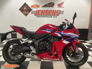 Honda CBR 650 R E-Clutch