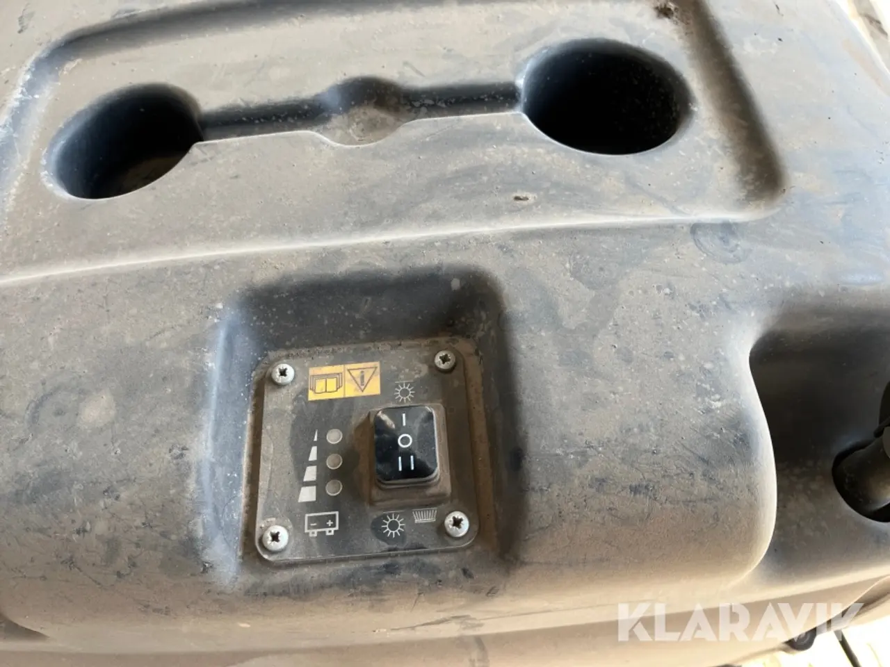 Billede 10 - Fejemaskine Nilfisk Floortec 350