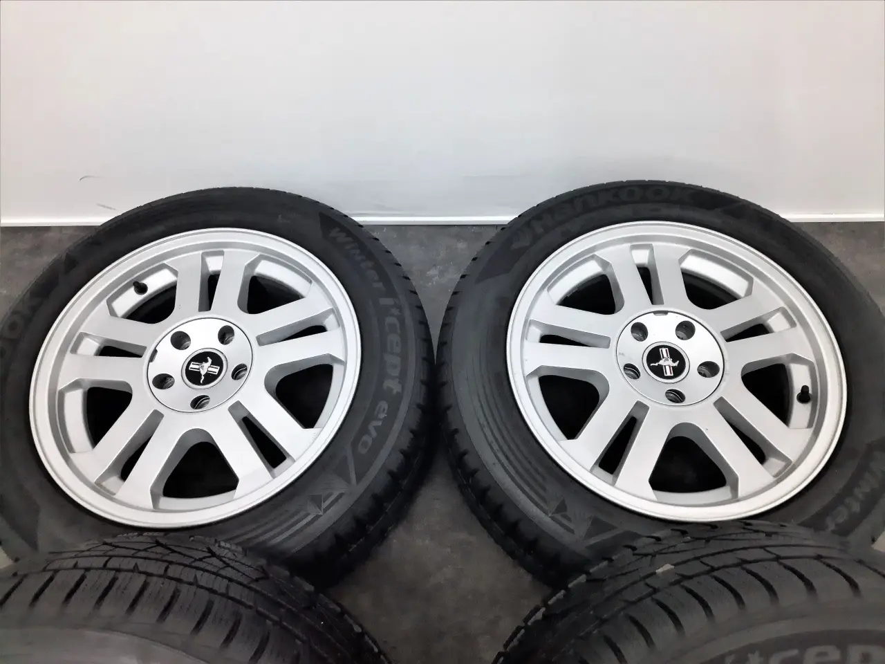 Billede 3 - 5x114,3 17" ET45 Ford Mustang GT vintersæt