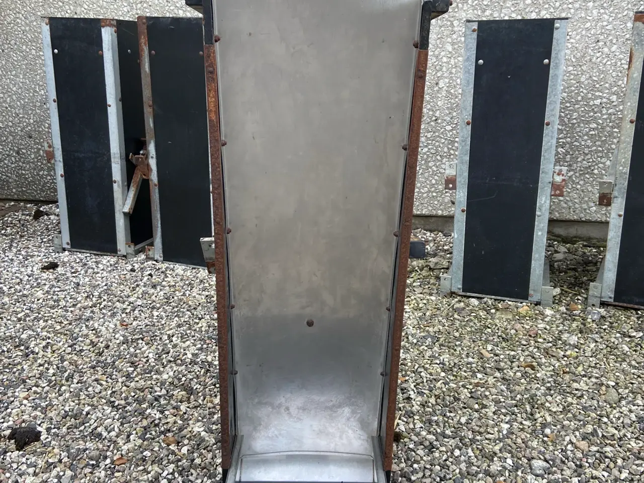 Billede 1 - Foderautomat