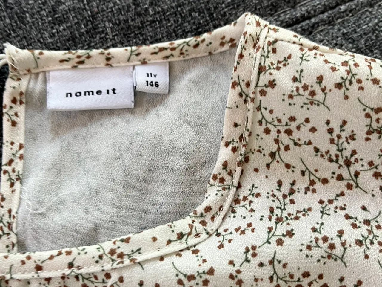 Billede 2 - Name it kjole str 11/146