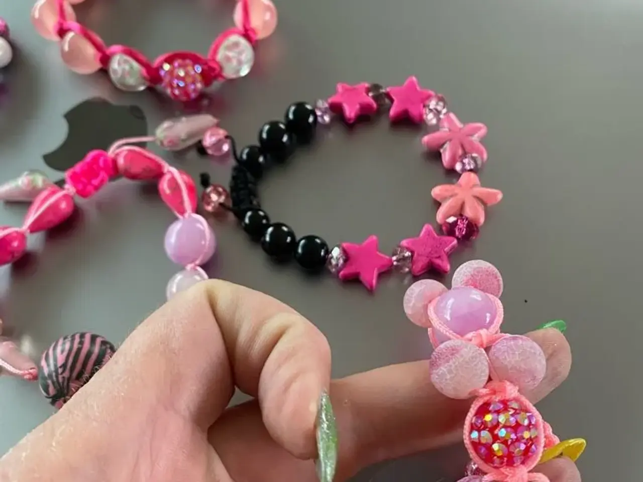Billede 4 - Nye knyttede armbånd