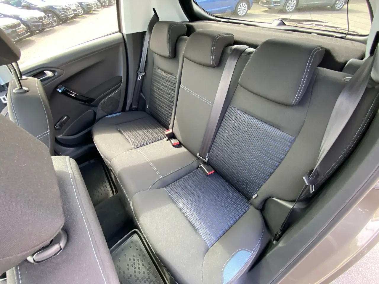 Billede 10 - Peugeot 208 1,2 VTi Allure 82HK 5d