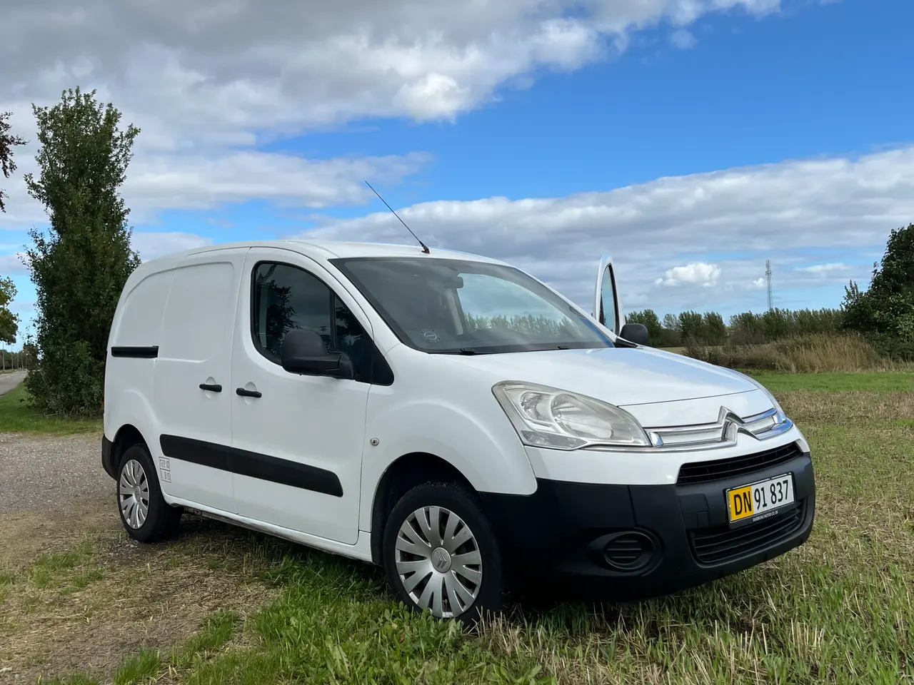 Billede 1 - Fin berlingo van