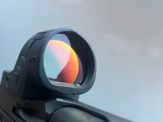 Trijicon SRO 5 MOA