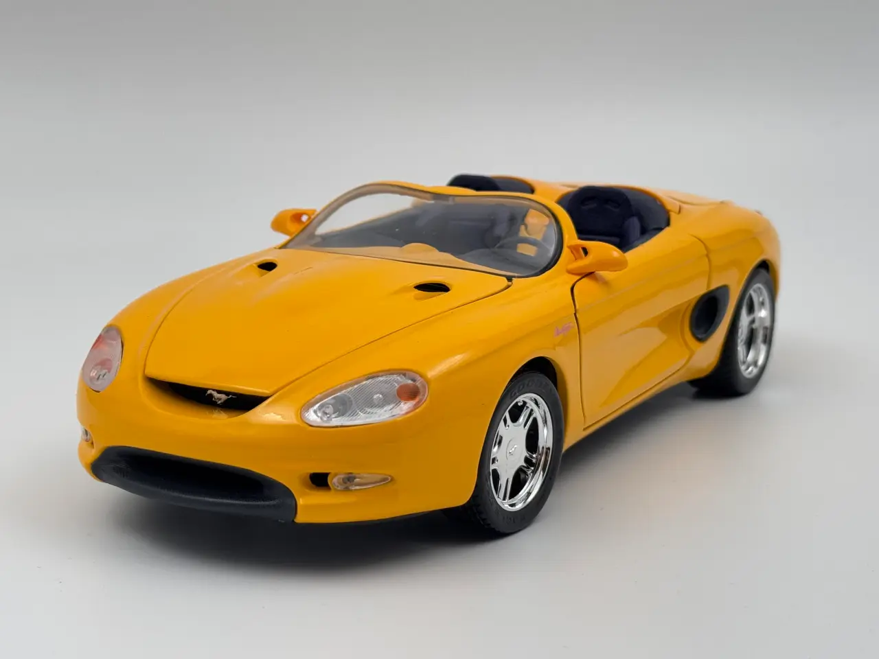 Billede 3 - 1993 Ford Mustang March III - 1:18