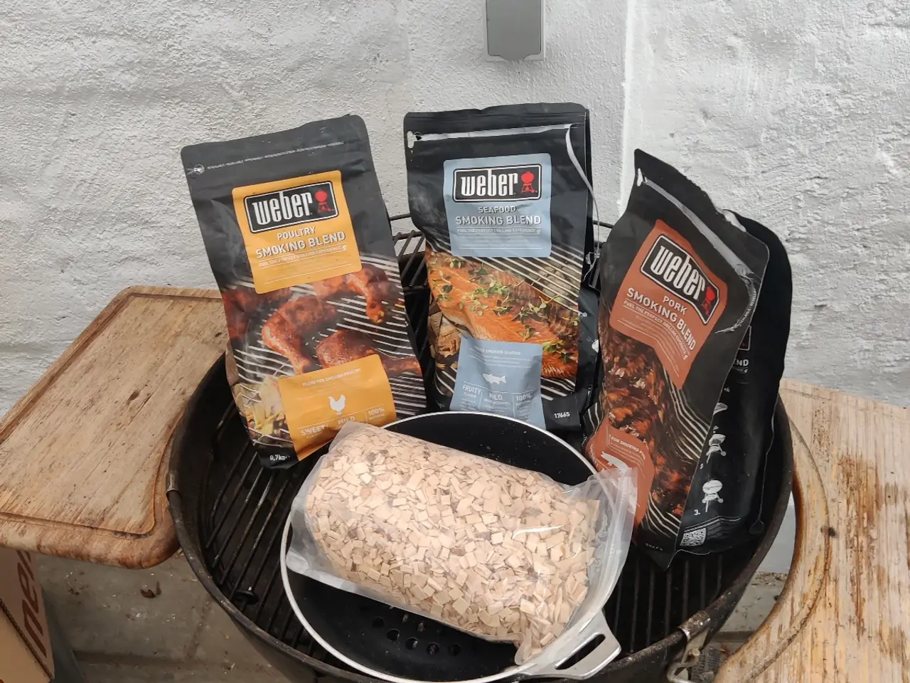 Billede 7 - Weber kuglegrill ø57 med 2 riste og masser af tilb