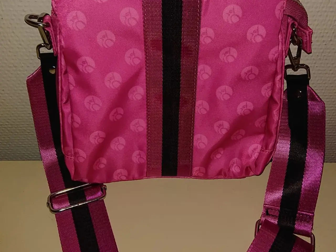 Billede 3 - Pink taske ny