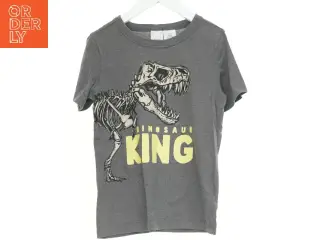 OshKosh dinosaur t-shirt (str. 122 cm)