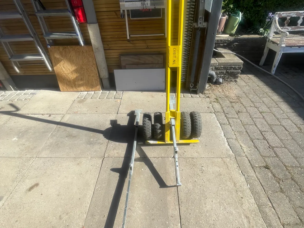 Billede 1 - Fliseløfter KUN UDLEJNING