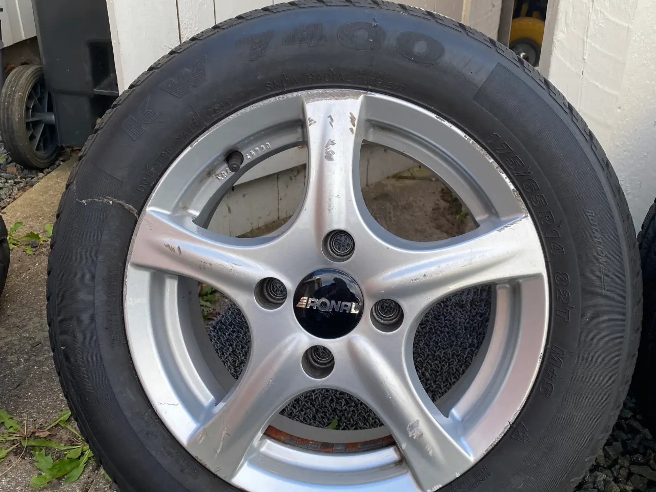 Billede 1 - KUMHO vinterdæk på alufælge i rigtig god stand 175
