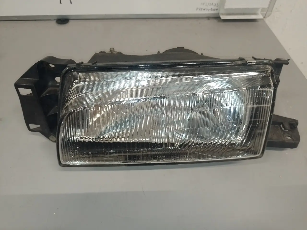Billede 2 - Mazda 323 BG forlygter 