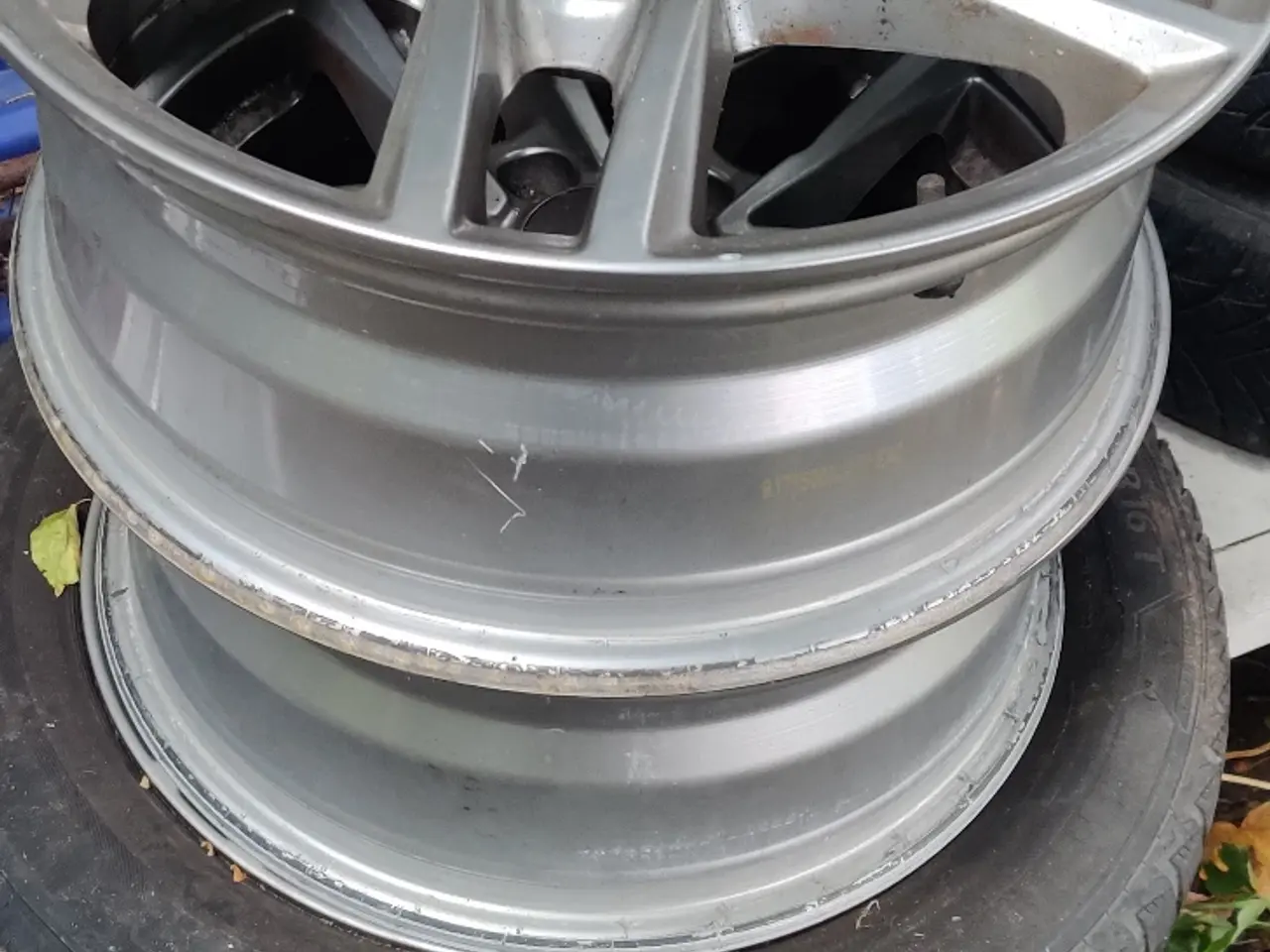 Billede 1 - Alutek fælge fra VW Golf 5