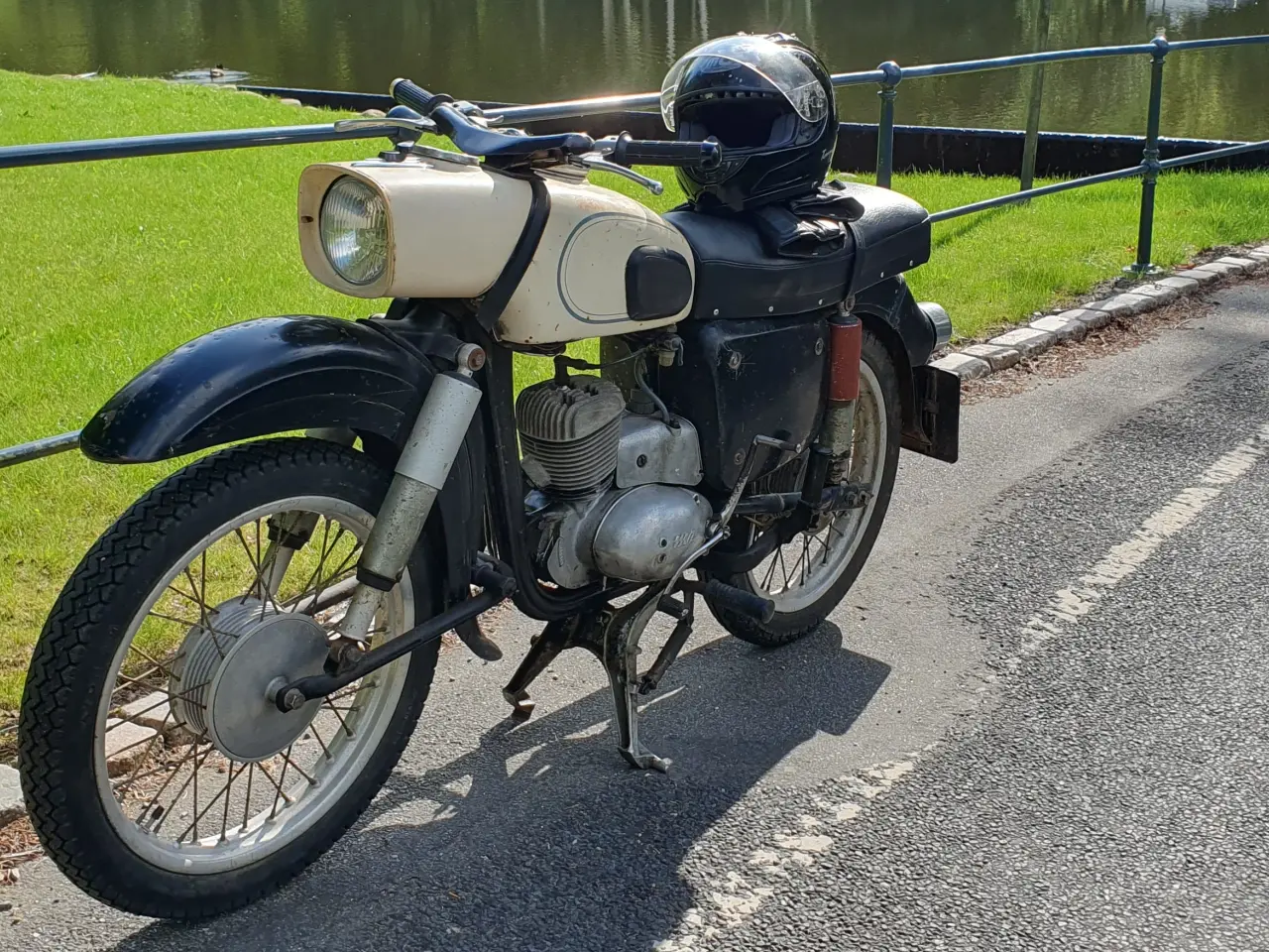 Billede 2 - KØBES komplet MZ ES 150 motor