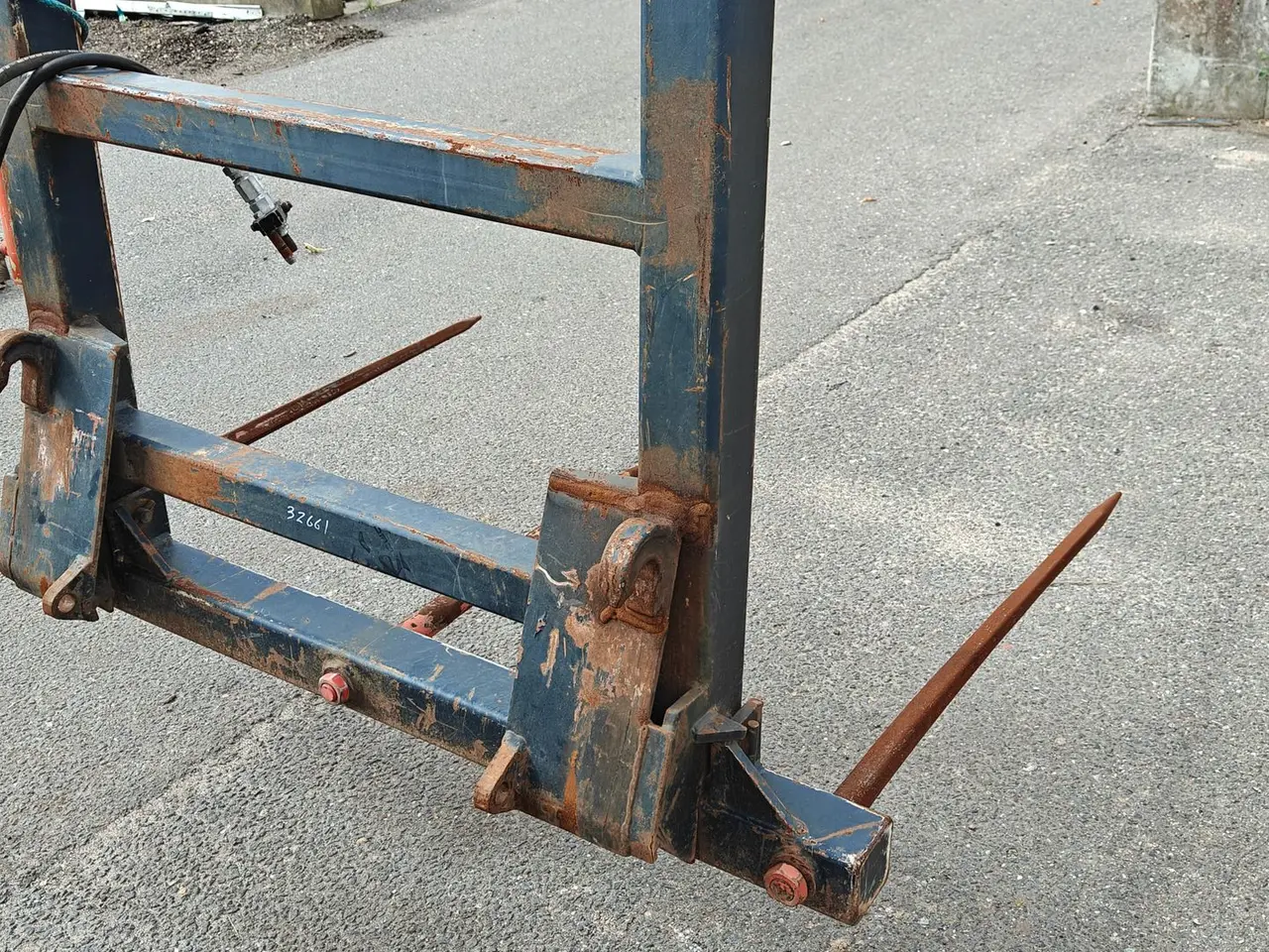 Billede 3 - - - - Storballespyd m/EURO beslag Med hydraulisk opklap