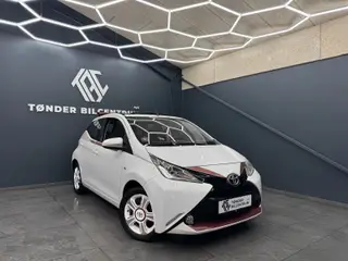 Toyota Aygo 1,0 VVT-i x-wave Sky