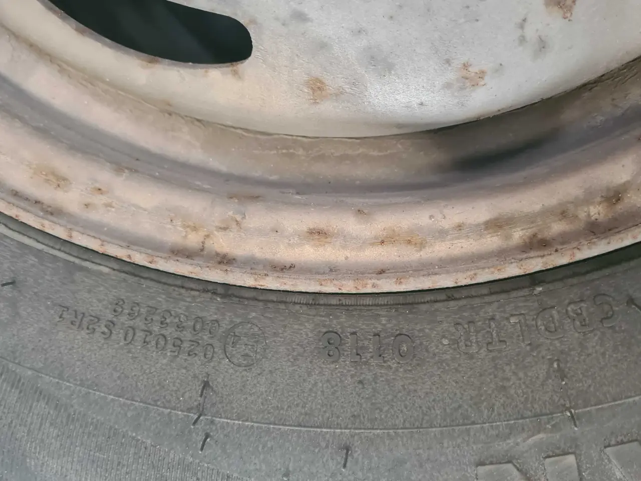 Billede 5 - Sommerdæk til ford Transit 