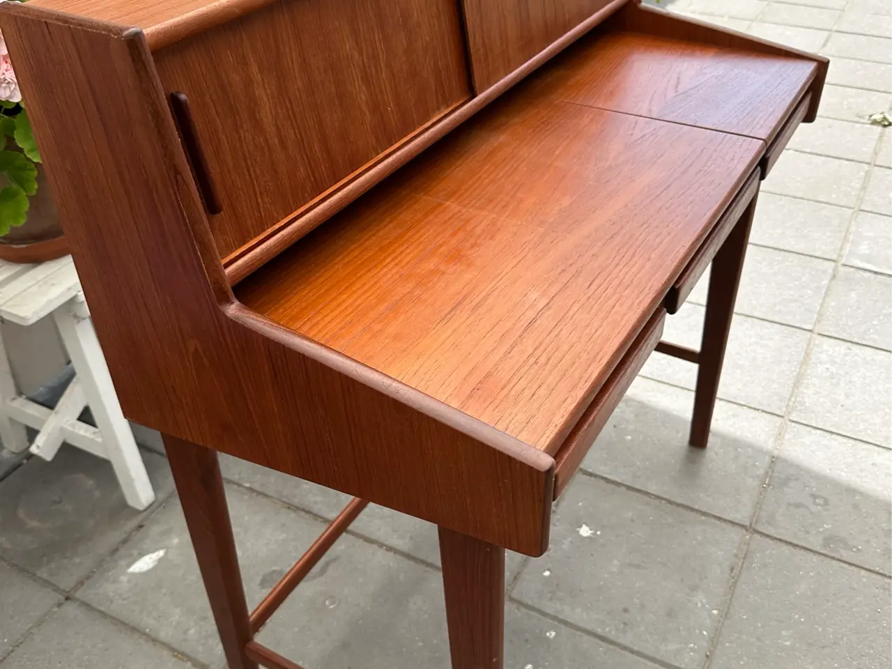 Billede 2 - Sminke bord- skrivebord eller computer teak