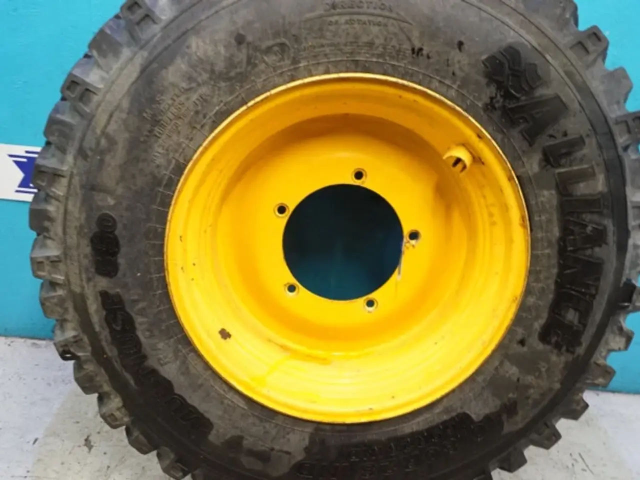 Billede 3 - 28"   440/80R28