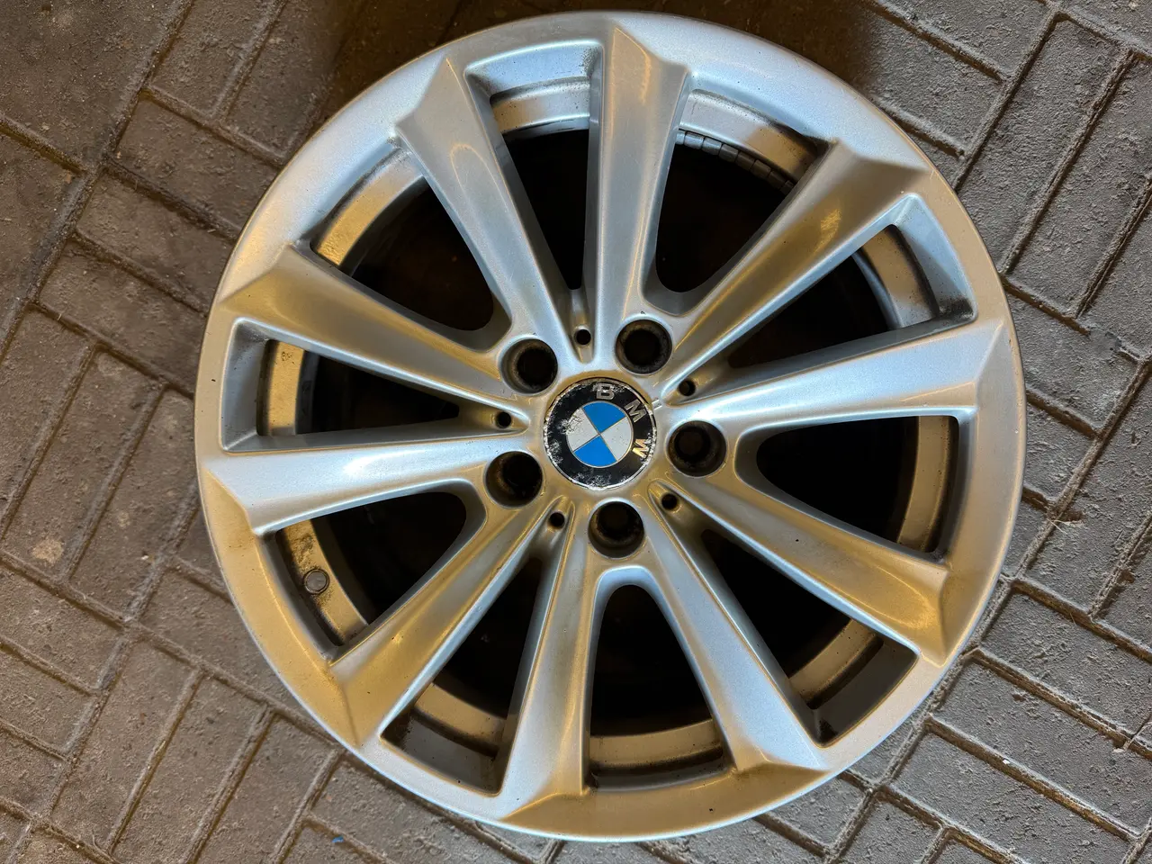 Billede 5 - BMW fælge med tilhørende dæk