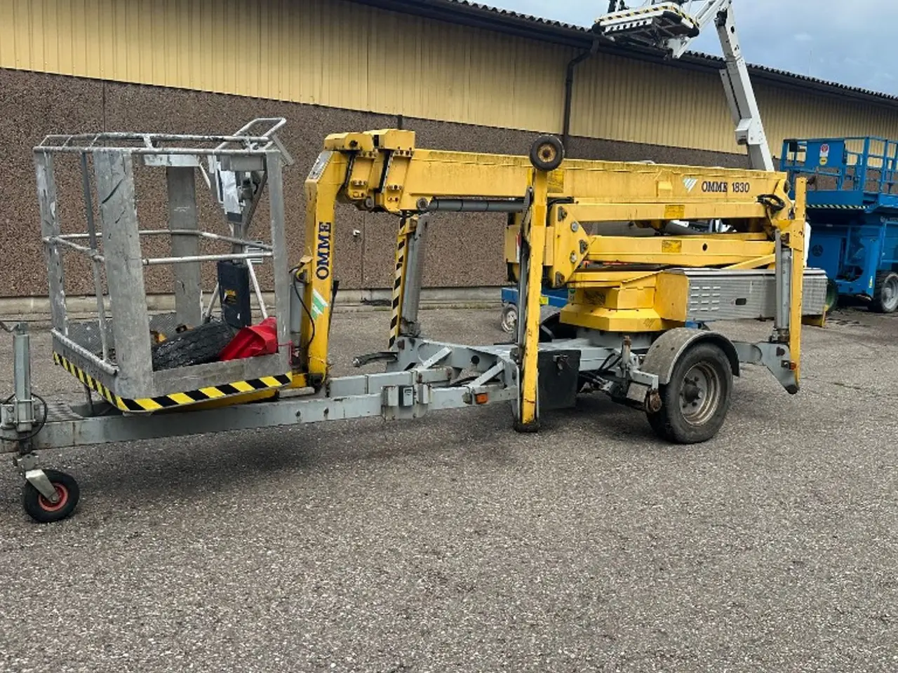Billede 1 - Omme 18 meter trailer lift