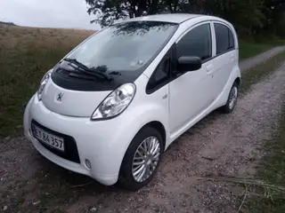 Peugeot iOn elbil