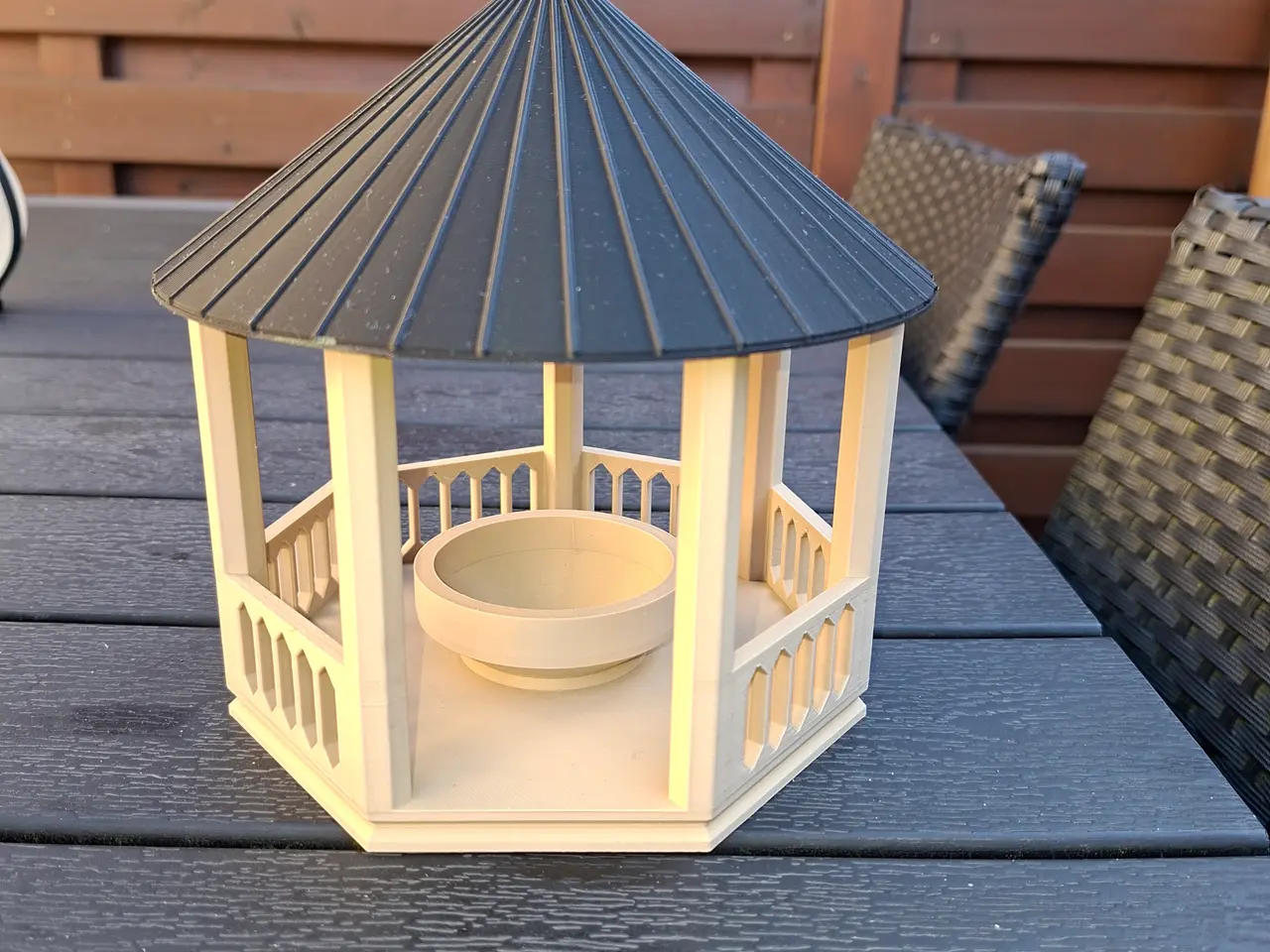 Billede 1 - Fugle foderhus