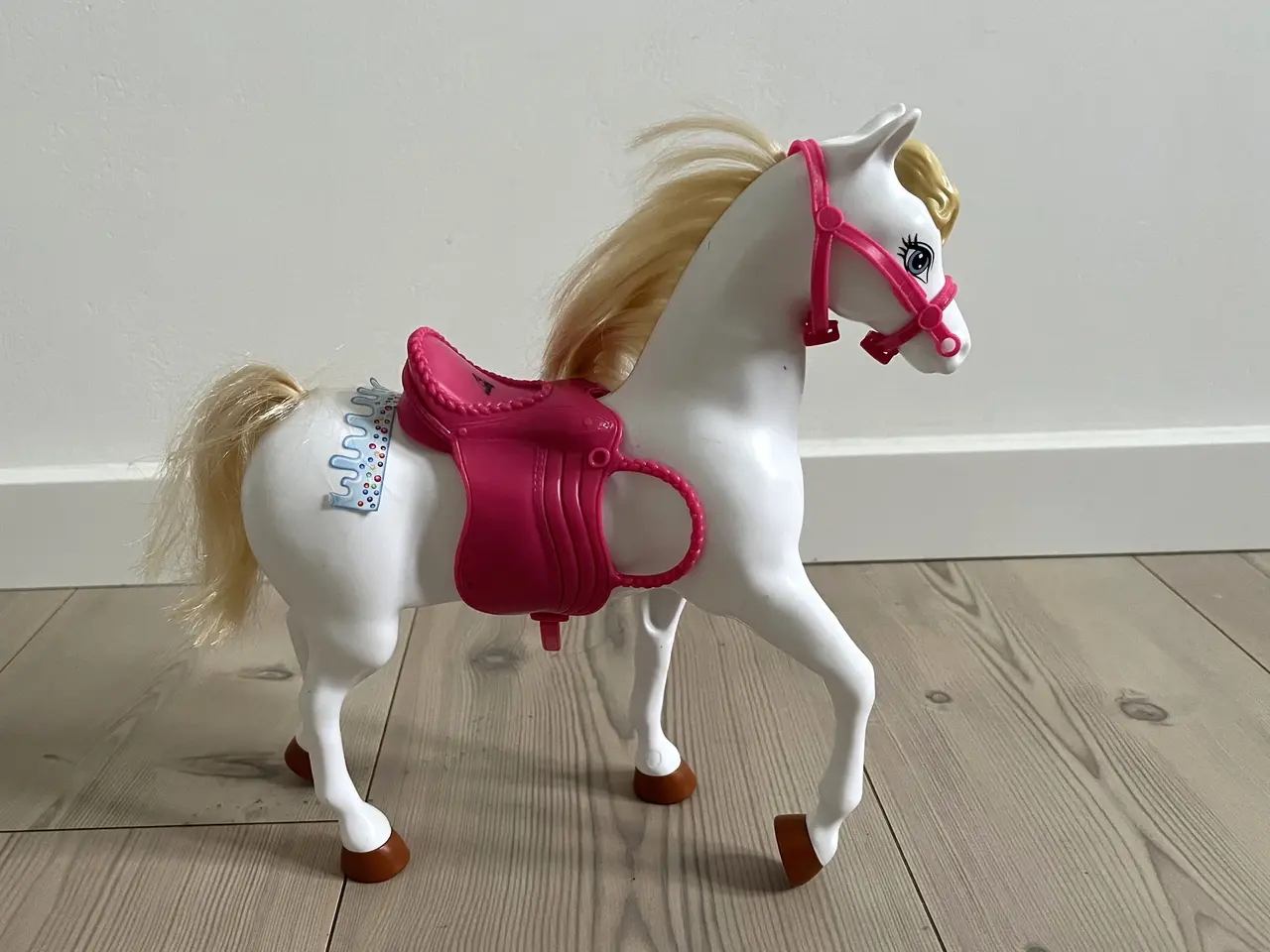 Billede 3 - Hvid Barbie Hest, Mattel
