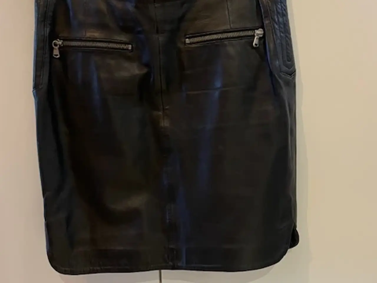 Billede 1 - Skindnederdel fra Denim Hunter