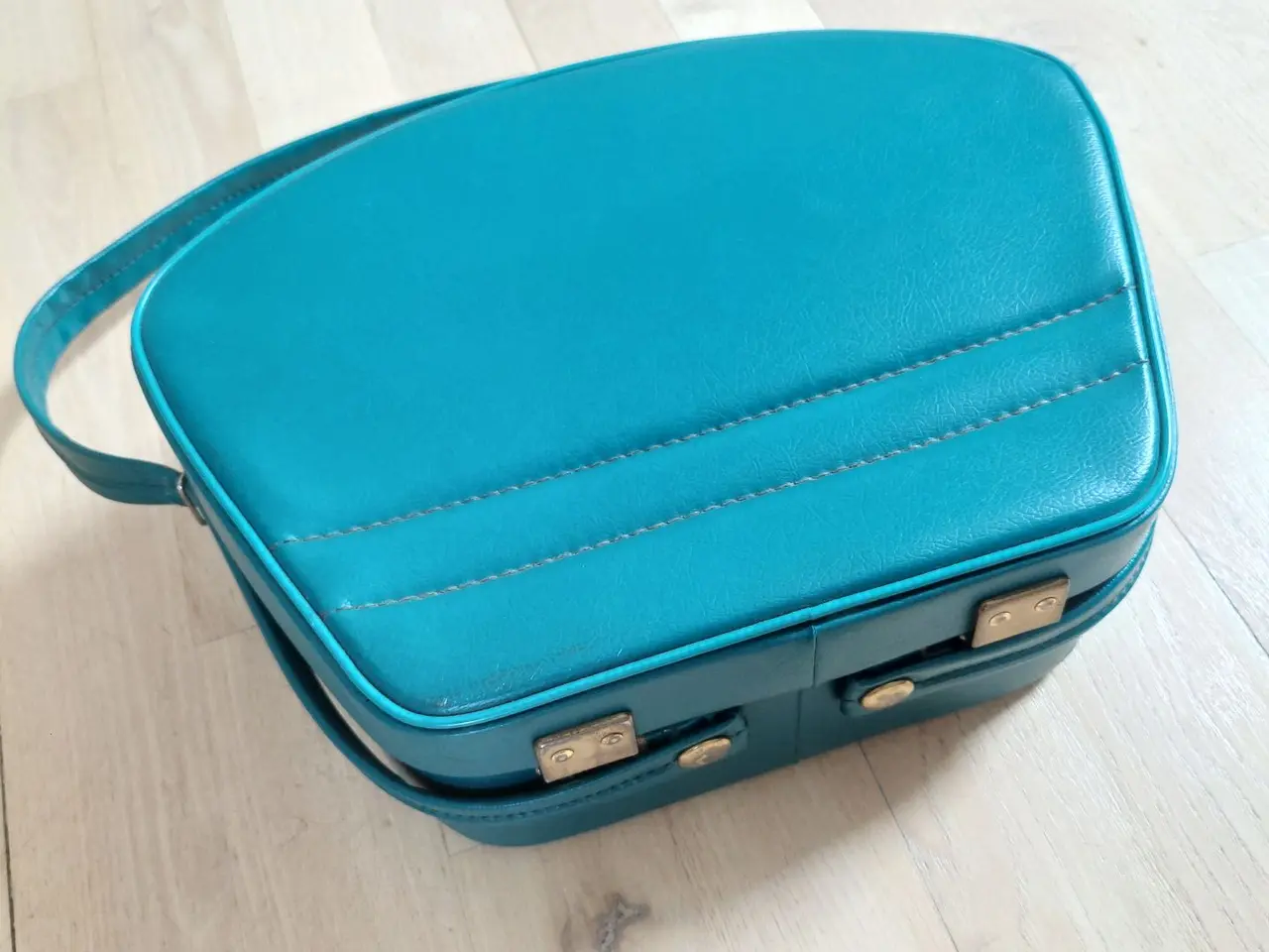 Billede 5 - Vintage Beautybox med funky detaljer – Harley Lime
