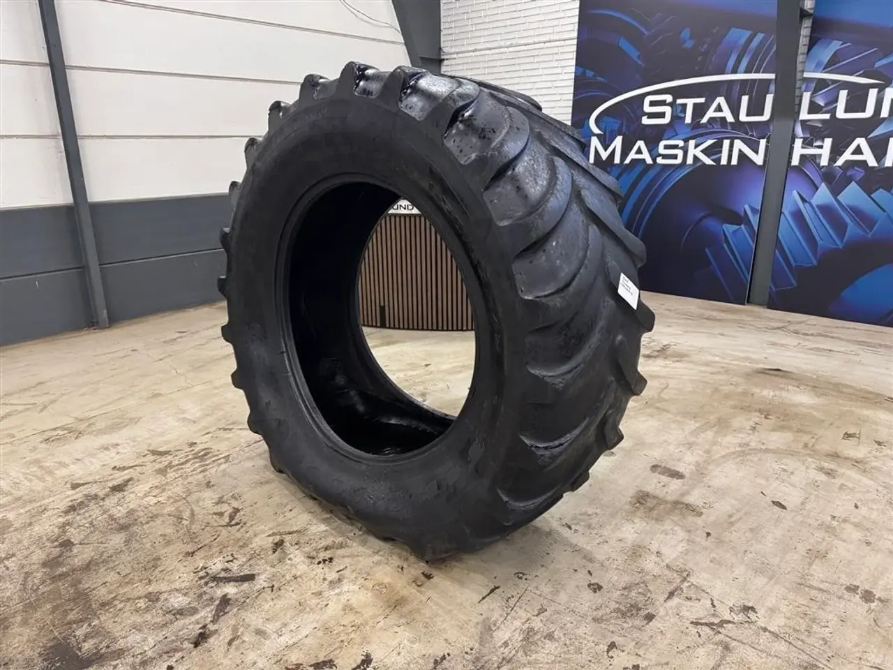 Billede 1 - Firestone 600/70 R30