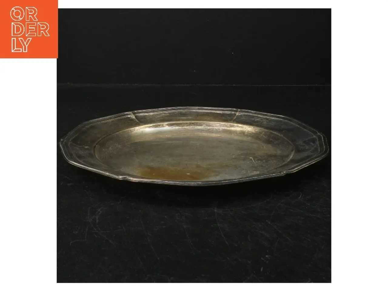 Billede 2 - Sølvfarvet bakke (str. Ø. 27 cm)