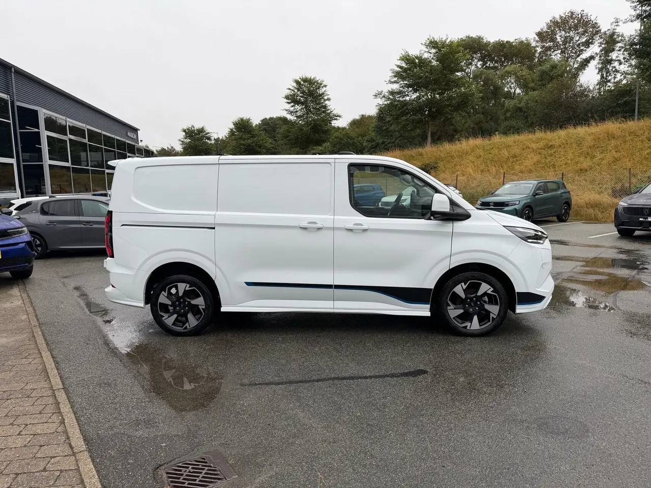 Billede 4 - Ford E-Transit Custom 320 L1 64 Sport