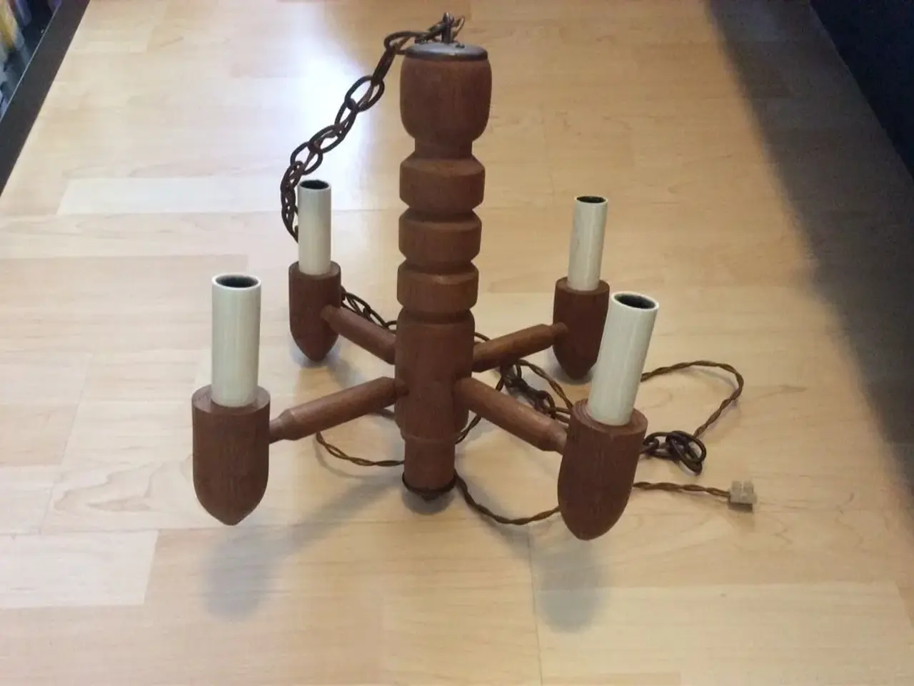 Billede 1 - Egetræs loftslampe