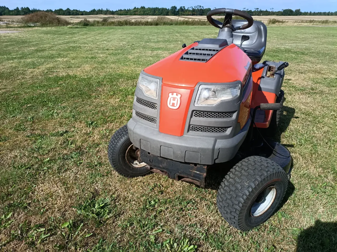 Billede 2 - Iorden Husqvarna LTH 152, havetraktor 42 klipper 