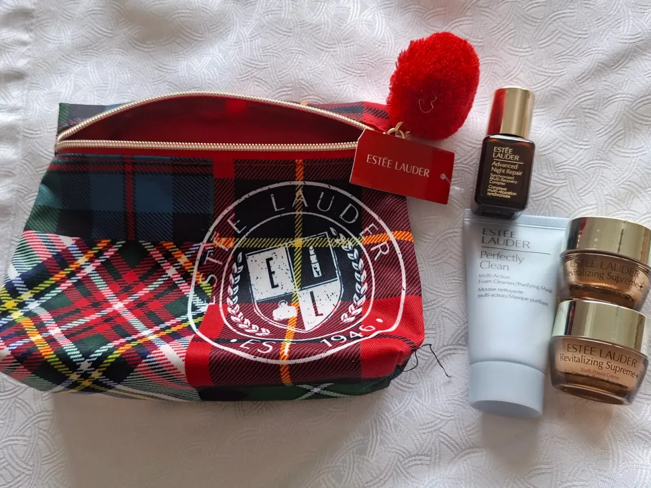 Billede 1 - Lille kosmetik pung fra Estee Lauder