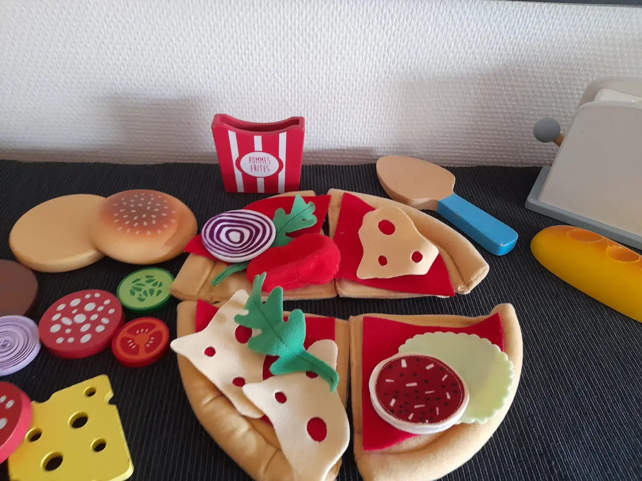 Billede 2 - Legemad pizza, burger, brød m.m