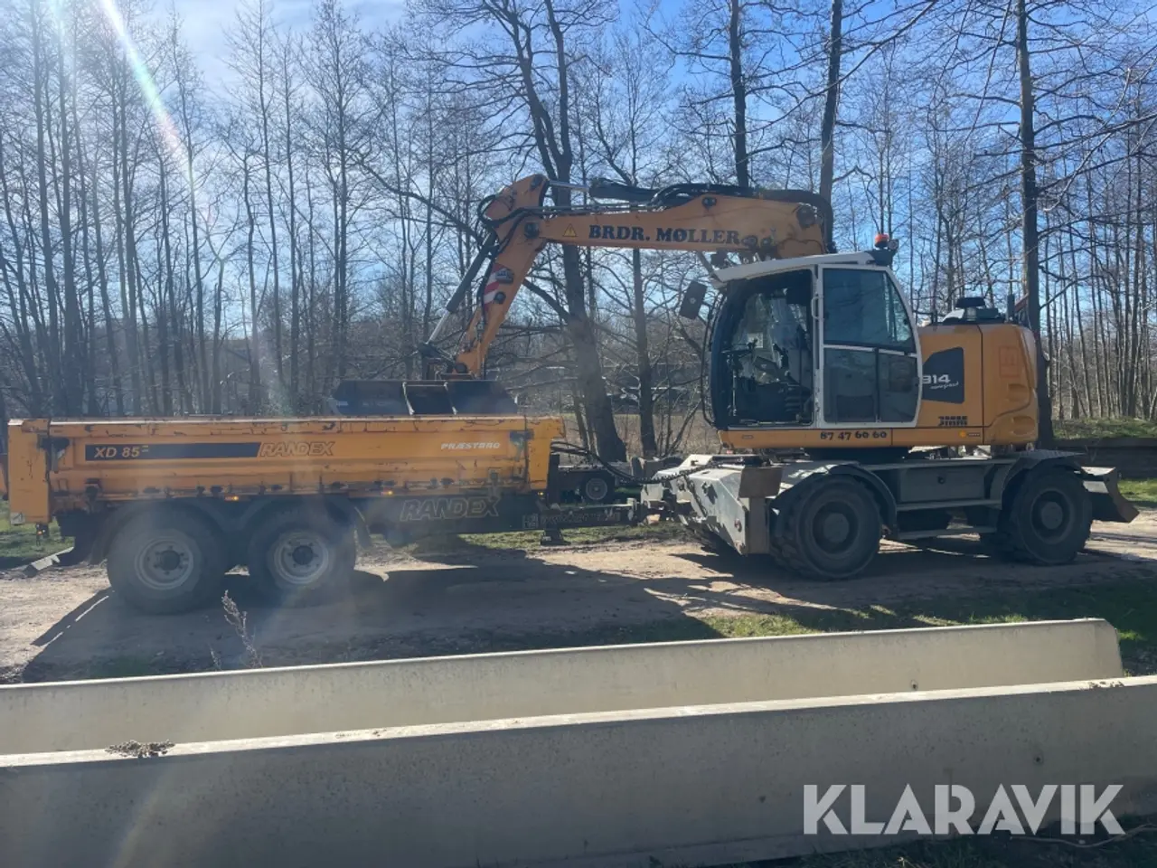 Billede 2 - Hjulgravemaskine Liebherr A914 Compact med tiltrotator, 3D trimble GPS og Vogn