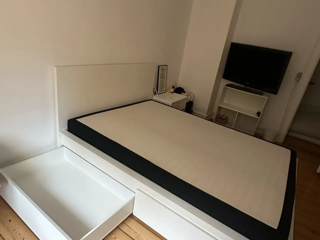 Billede 3 - Ikea malm seng