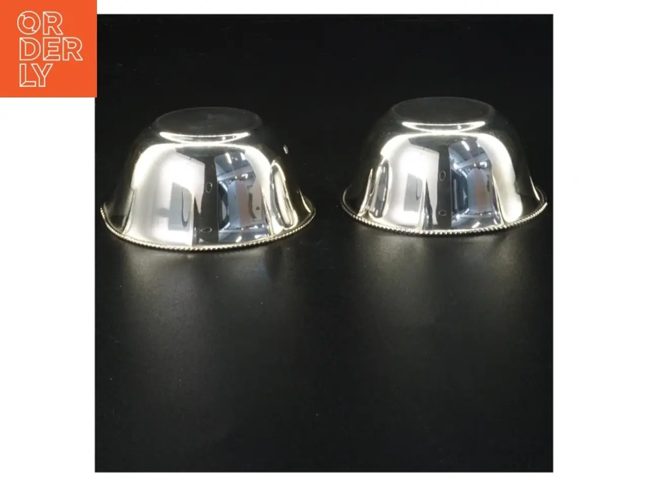Billede 2 - Sølvfarvede metalskåle (str. 9 x 4 cm)