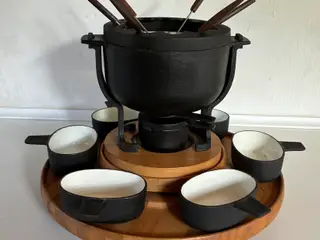 Fonduegryde. Støbejern m. emalje