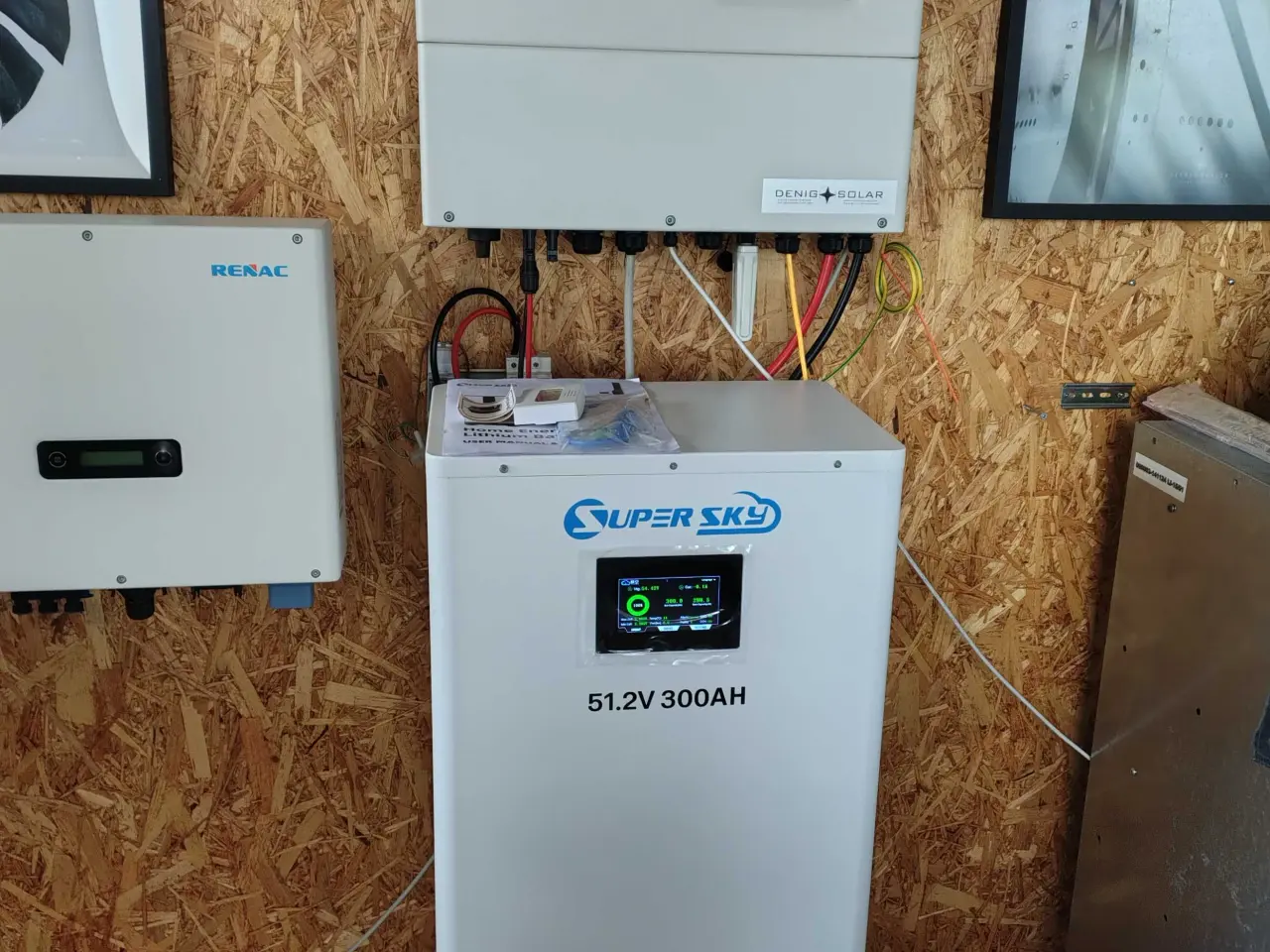 Billede 1 - 5kW inverter solcelleanlæg - Reserveret.