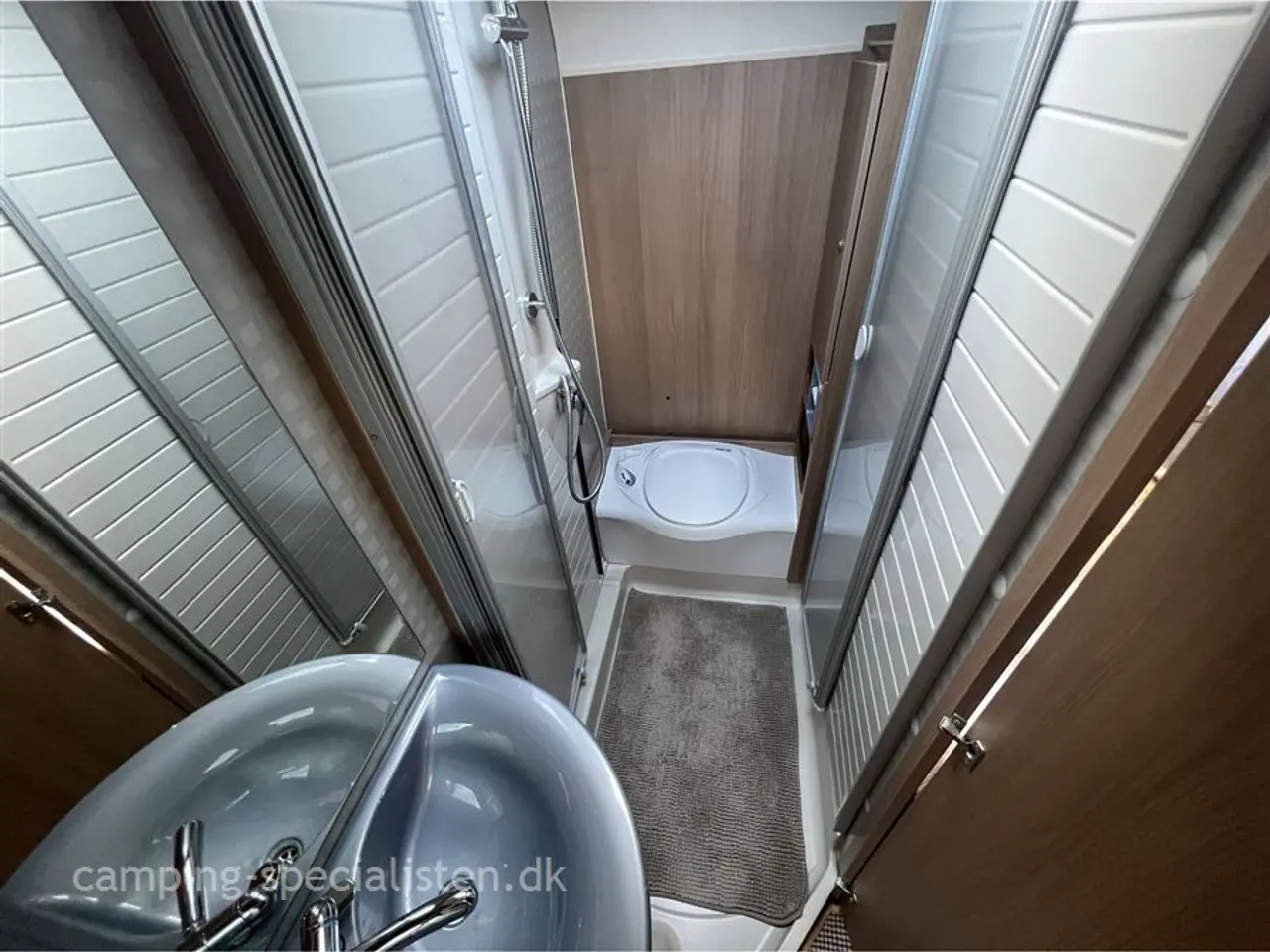 Billede 11 - 2008 - Bürstner Averso Fifty 465 TS   2008 Bürstner Averso Fifty - Se den nu hos Camping-Specialisten.dk