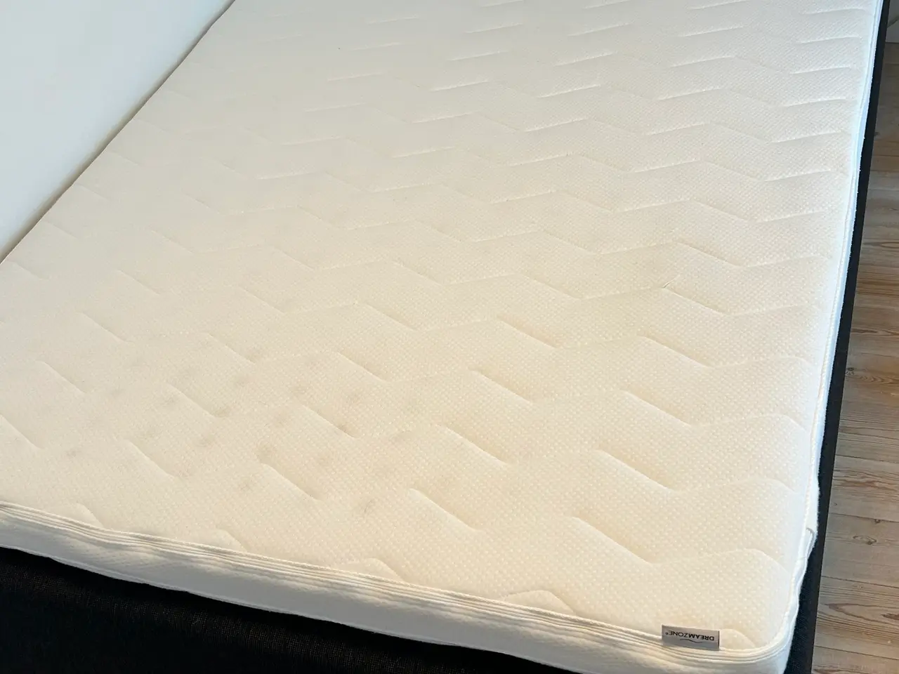 Billede 2 - Seng - boxmadras m. latex topmadras 