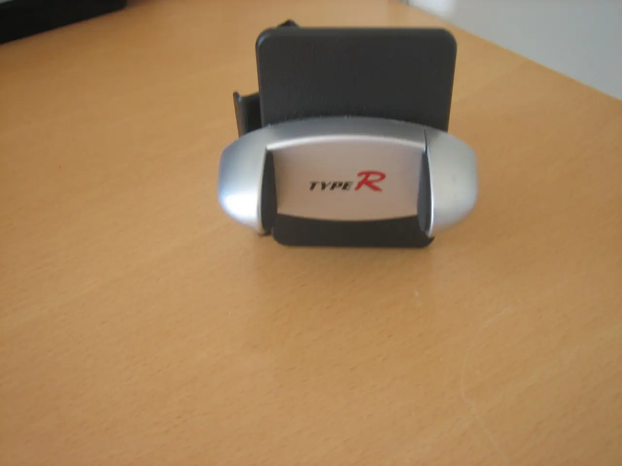 Billede 2 - Brodit universal holder til Avensis
