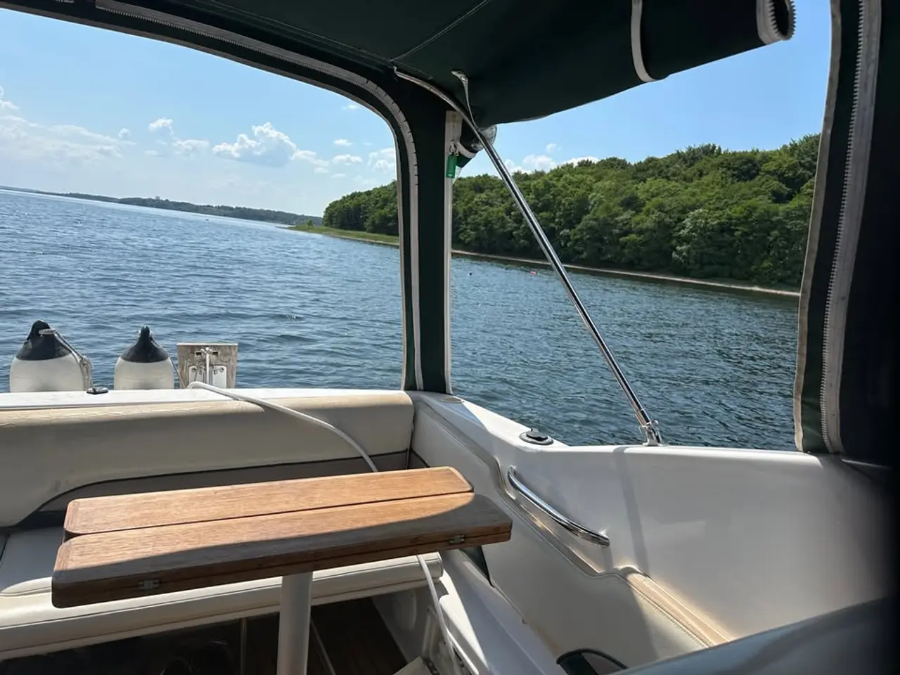Billede 4 - 🚤 Chaparral 26 fod Daycruiser med trailer 