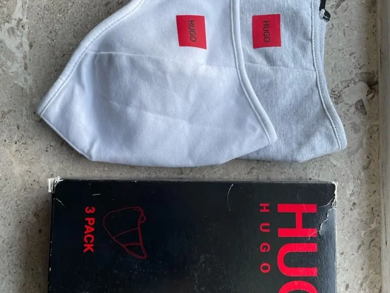 Billede 7 - To nye Hugo Boss mundbind