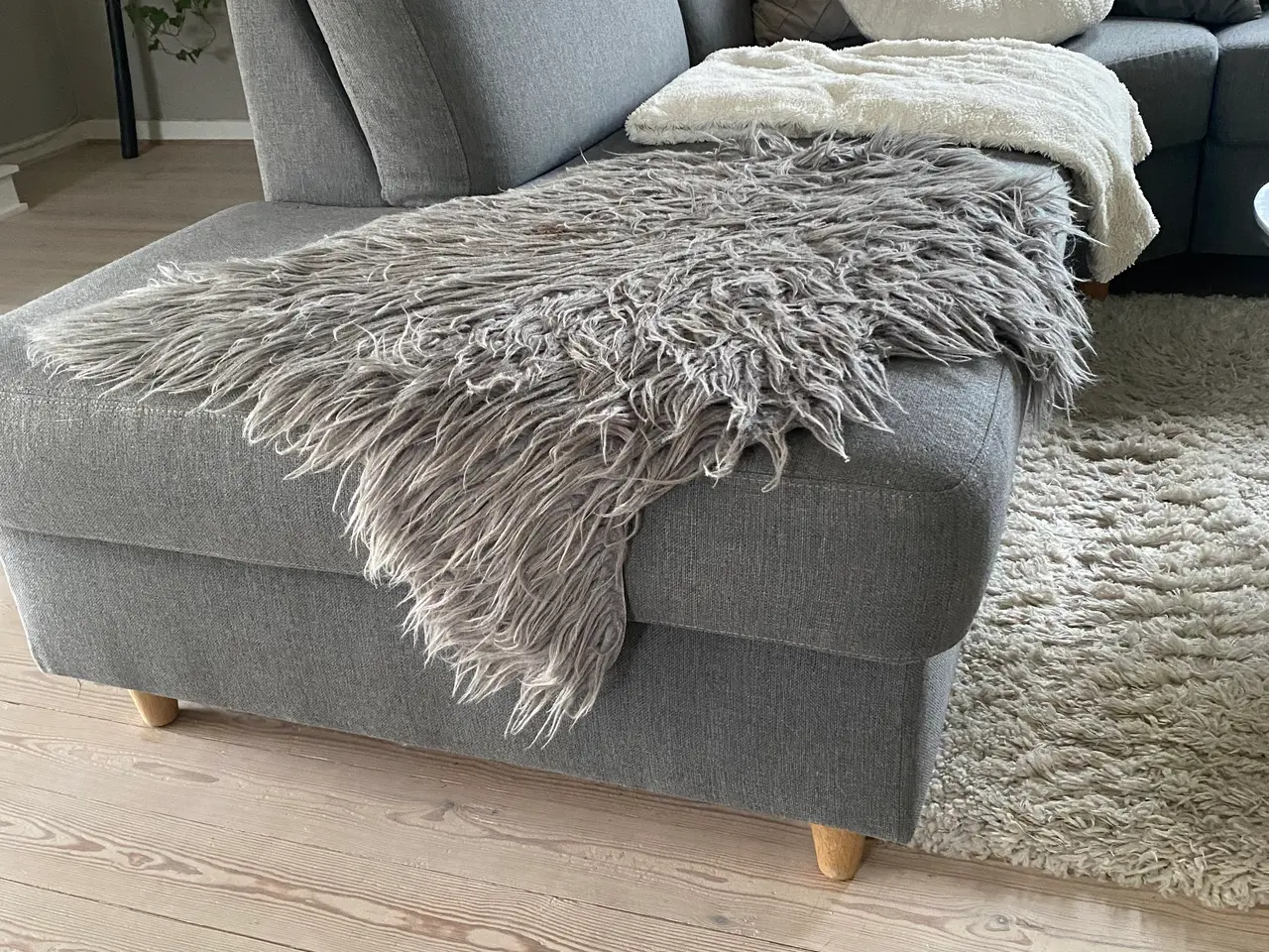 Billede 5 - Grå hjørnesofa med chaiselongen 