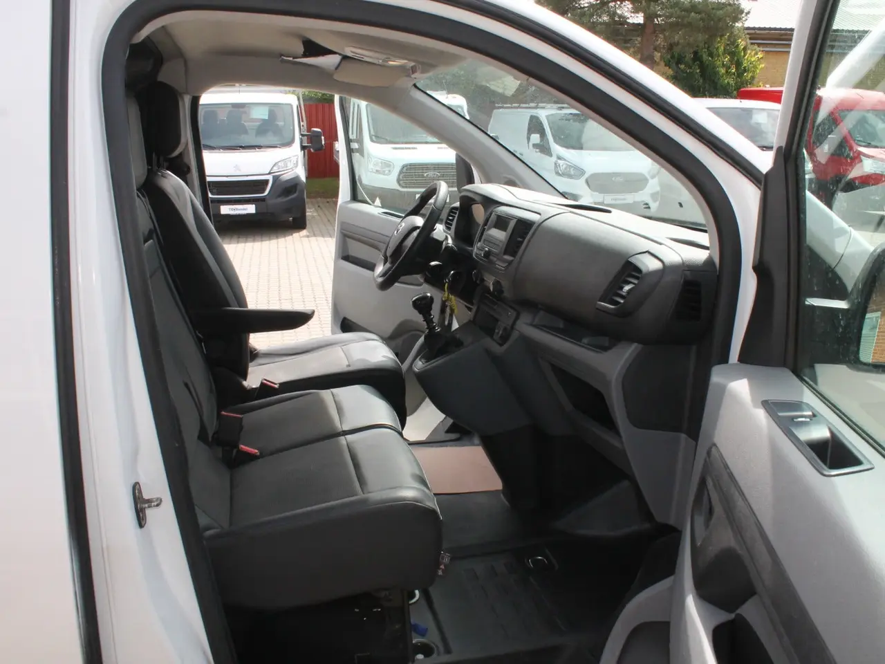 Billede 10 - Toyota ProAce 2,0 D 120 Medium Base